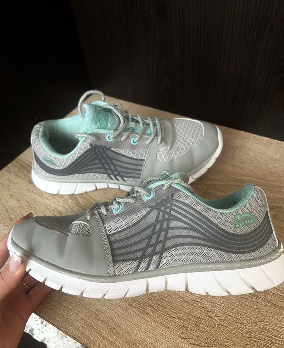 Кросівки Slazenger 39р не дорого