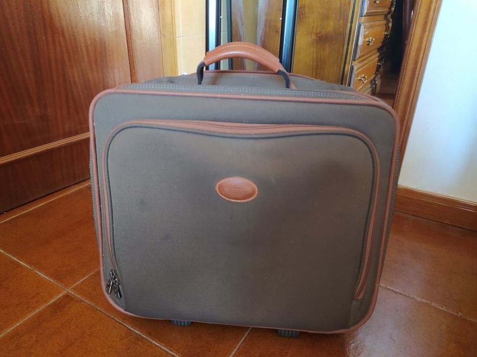 Mala de viagem / trabalho
