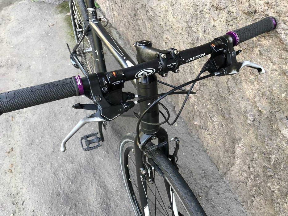 Велосипед "Cube cross race", оборудование Shimano sora 2x9. Рама 53 см