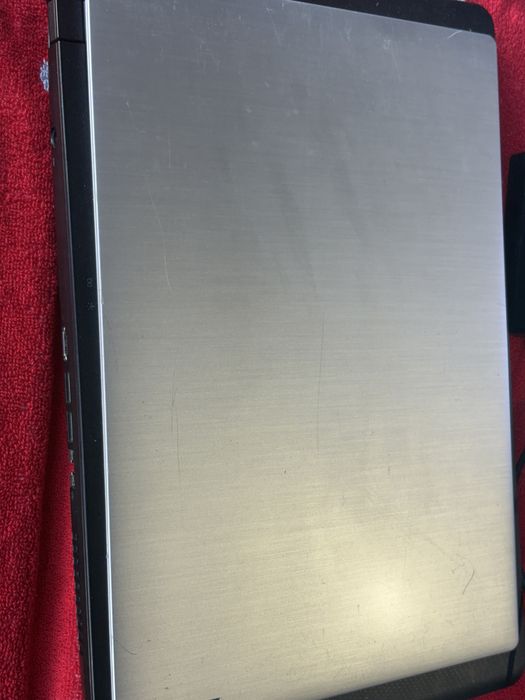 Lenovo Intel Core i5.