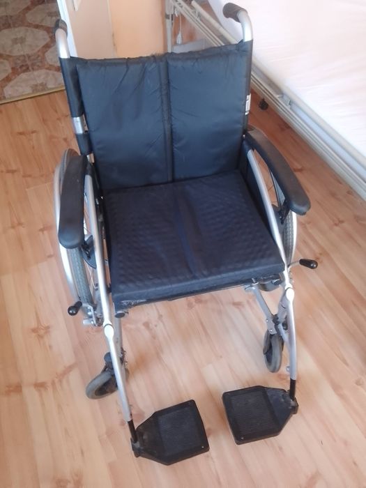 Sprzedam wózek inwalidzki
