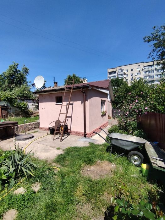 Продаж гарної частини будинку в комфортному р-ні Сєдова. Новинка!