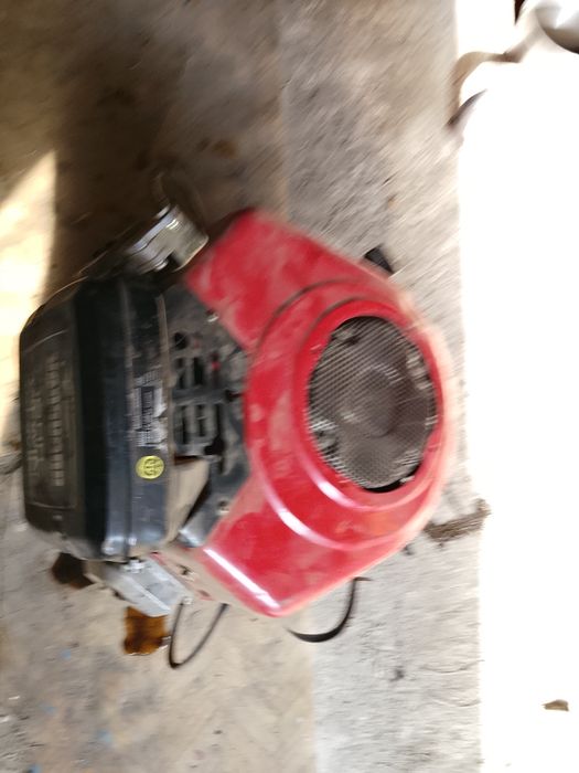Części silnika Briggs Vanguard 16hp