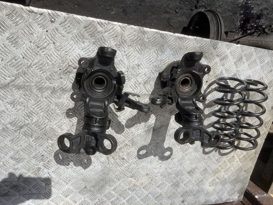 Ниссан примера год 04 nissan primera p12 цапфа кулак