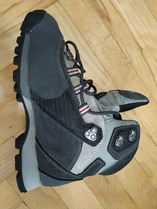 Buty trekkingowe Quechua Decathlon Vibram
