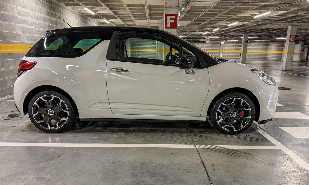 Citroen DS3 SportChic Impecavel! (110€ Mes!)