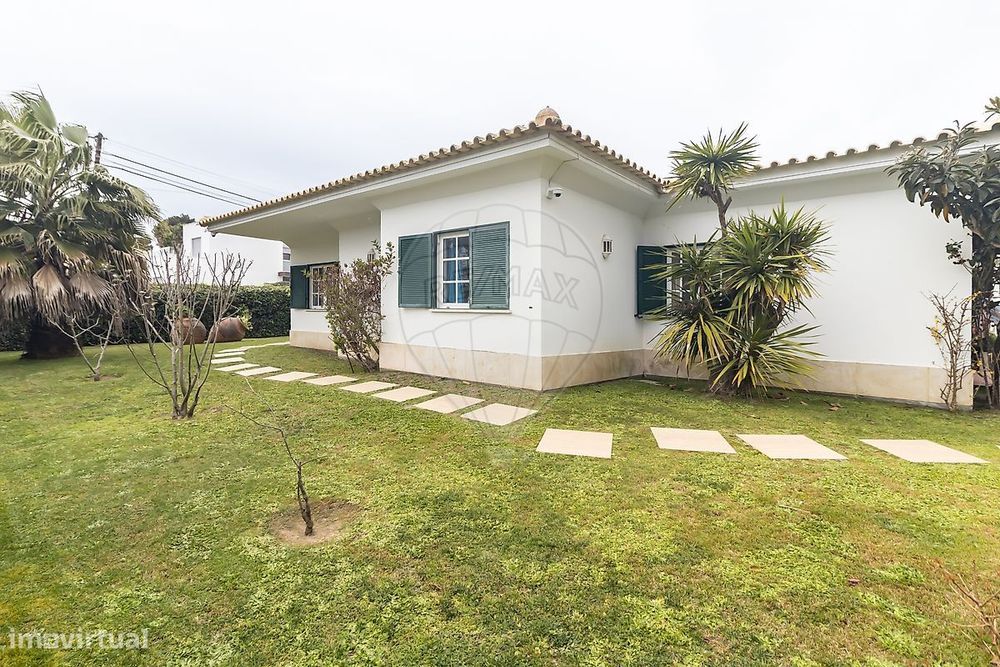 Moradia T5 para venda