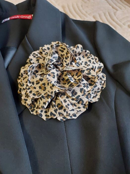 Продам брошь (тренд года)