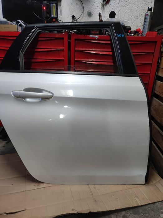 Drzwi prawe tylne Peugeot 308 t9 KEWD
