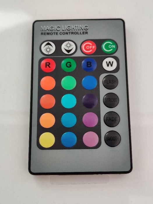 nowe żarówki RGB LED GU10 z pilotem  - 16 kolorów + pilot ZD7A