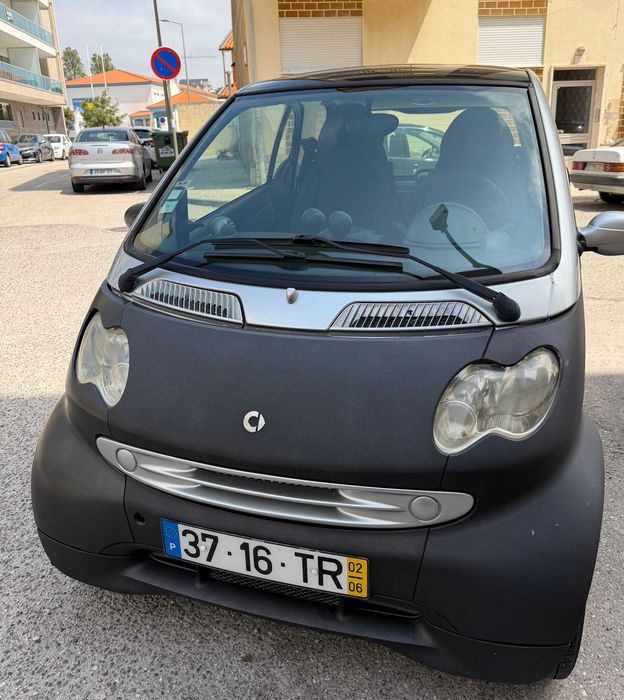 Smart Fortwo a gasolina.