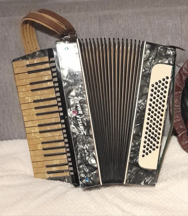 Sprzedam akordeon