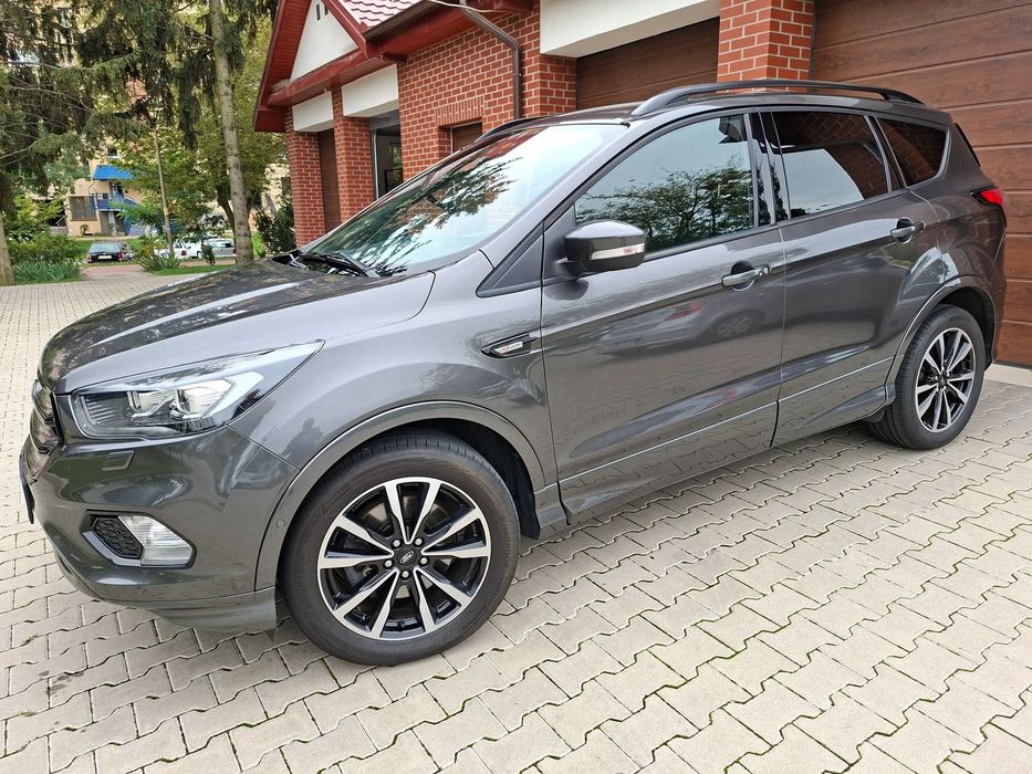 Ford Kuga Ford Kuga w wersji ST-Line Black Edition, AWD, Stan bardzo dobry
