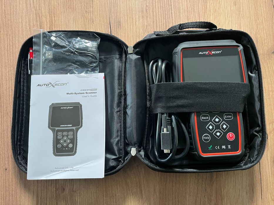 Skaner diagnostyczny AUTOXSCAN RS830 PRO BMW, MINI