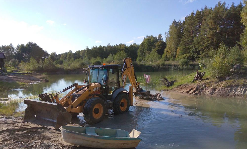 Roboty Ziemne usługi koparko-ładowarką jcb 4cx