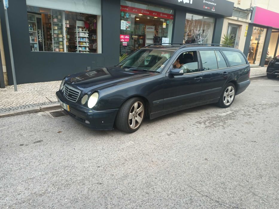 Mercedes E220 2001 CDI estate