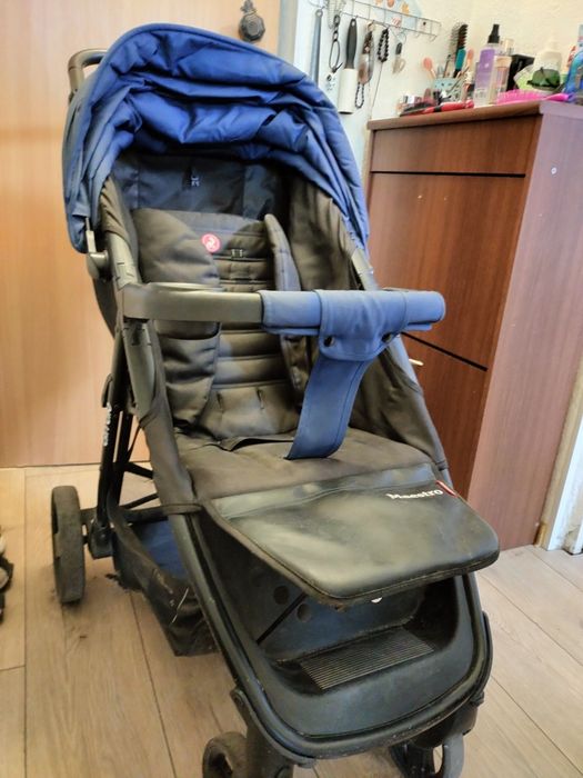 Коляска прогулочная