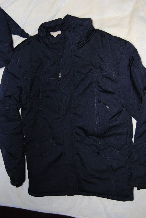 Продам НОВУЮ теплую мужскую куртку размер 5XL (маломерка)