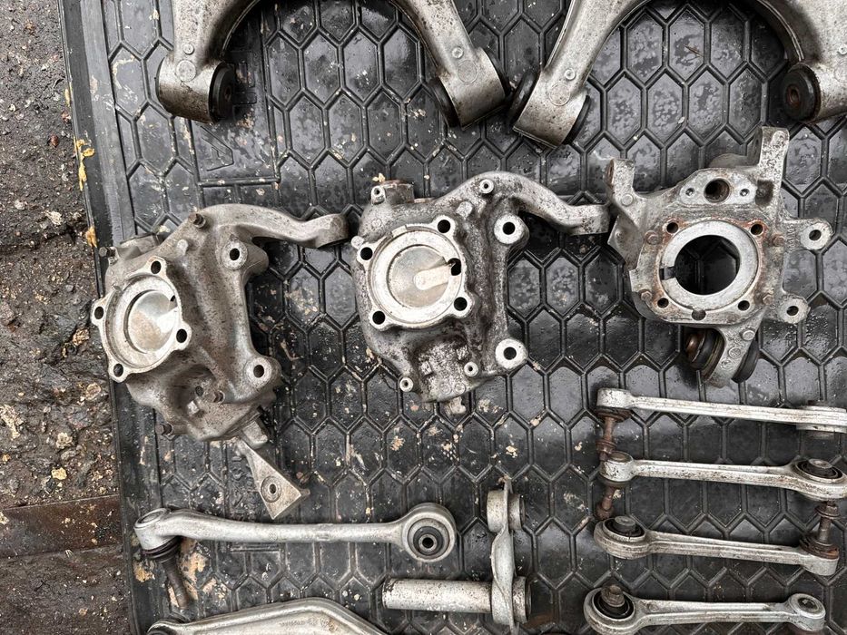 M5 E39 V8 R6 ходовая BMW Рычаги, поворотные кулаки (цапфы)   БМВ е39