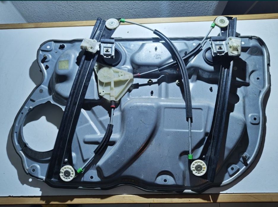 Reparação Elevador do vidro Auto Renault Peugeot BMW Volkswagen Audi