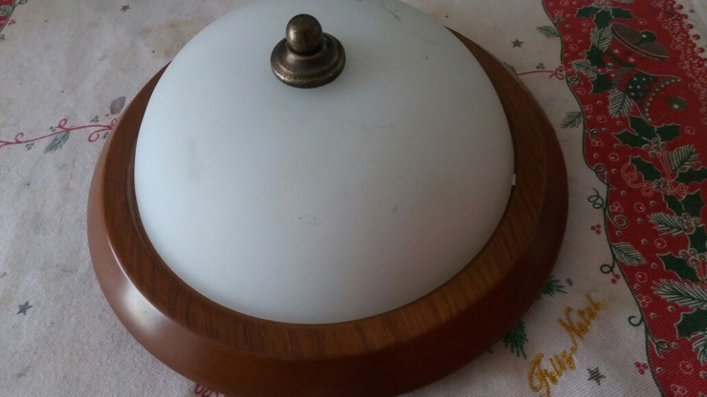 Candeeiro plafom  aro em madeira novo