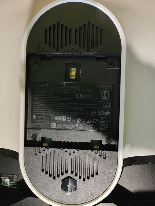 Монітор Alienware AW3420DW — на запчастини або відновлення