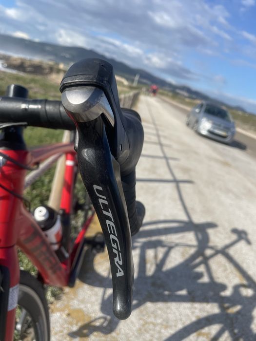 Bicicleta de estrada Trek Domane SL6 Carbono