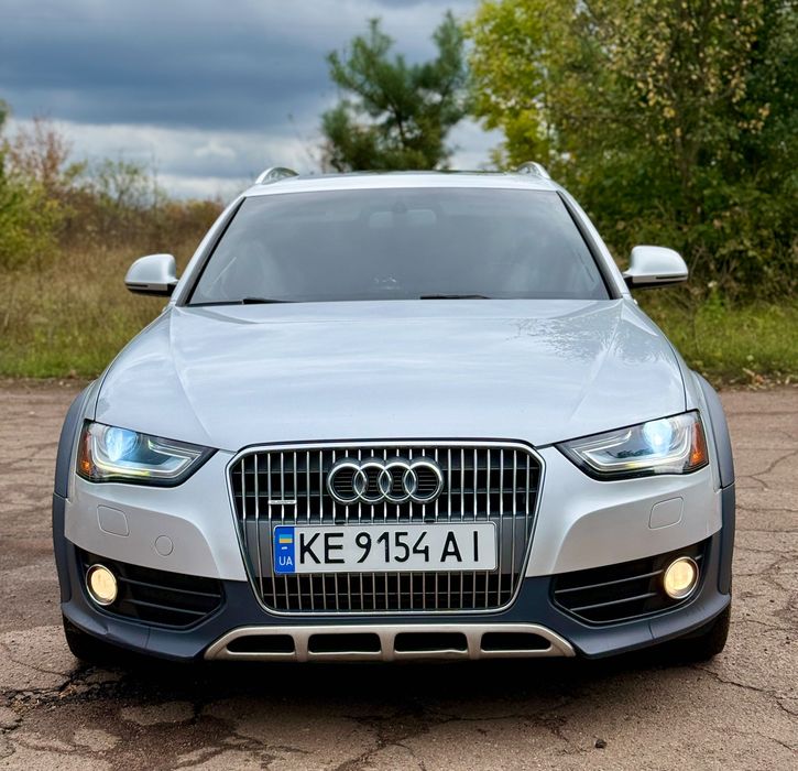 Audi a4b8 Allroad 2014/2013 рестайлінг 2.0