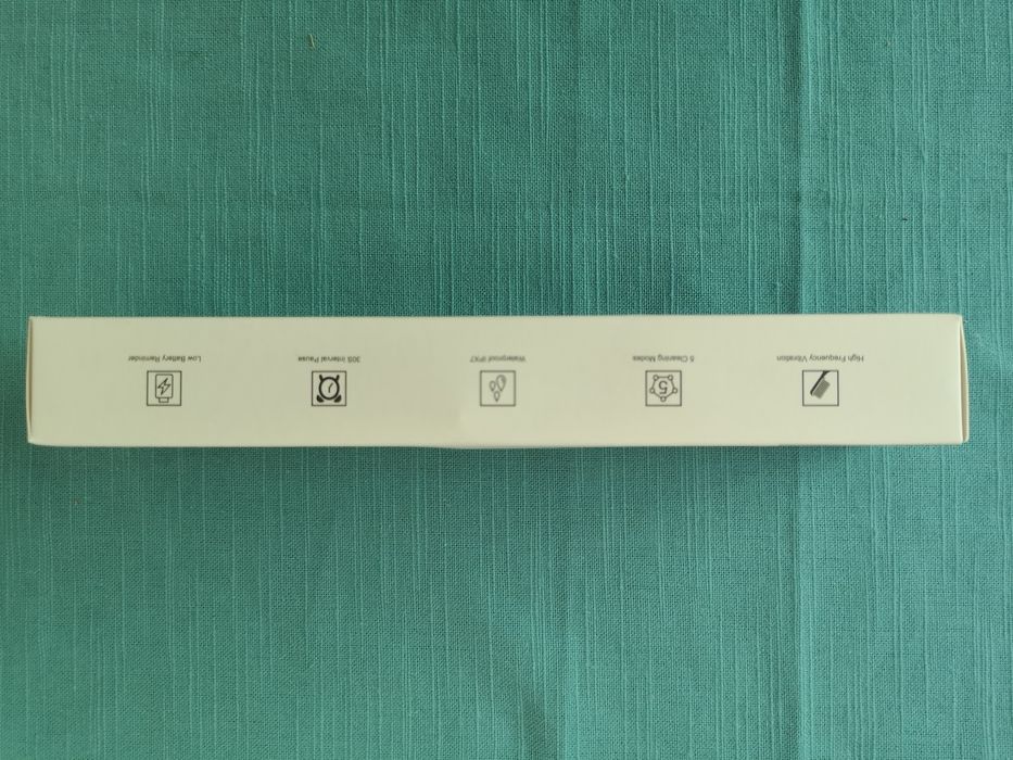 Nowa szczoteczka soniczna do zębów biała i 4 końcówki