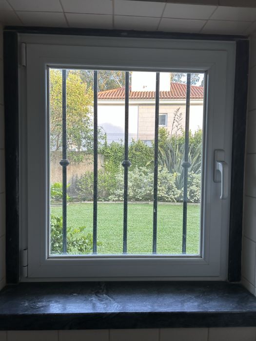 Caixilharia de Aluminio marca SAPA