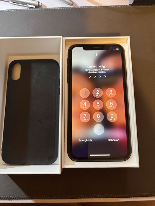 Iphone XR 128 -Preto muito pouco uso