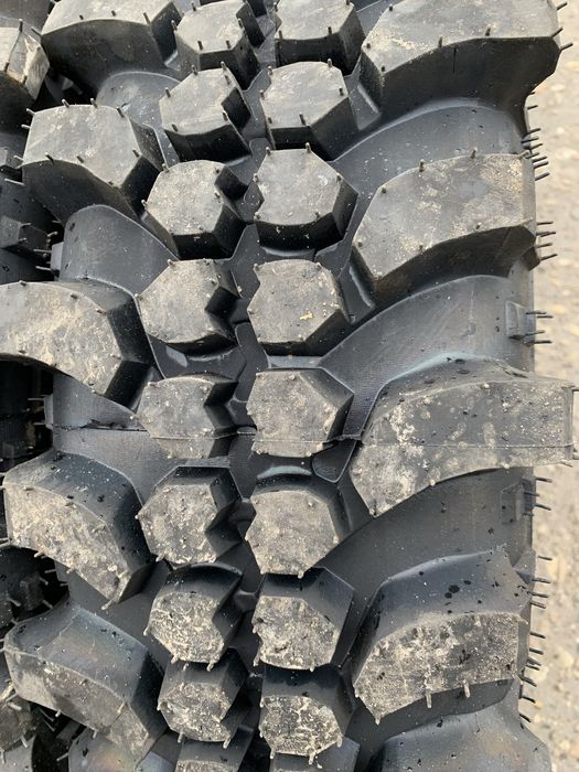Шини пара болотяні  235/75 R16 Trekker off road 235 75 16
