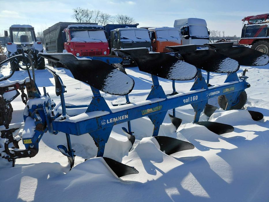 Продається трактор хтз17221