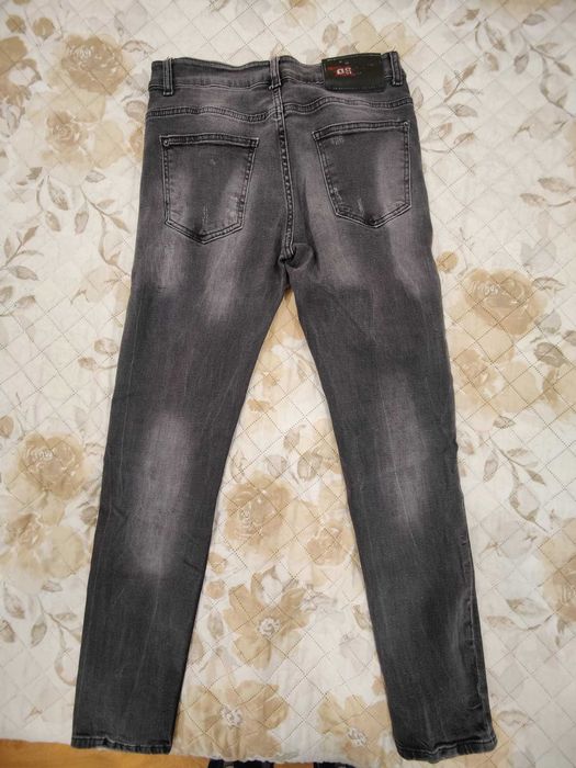 Calças de ganga Dsquared 2  tam. 33 em excelente estado