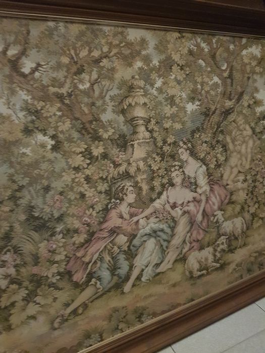 Grande moldura com goblan