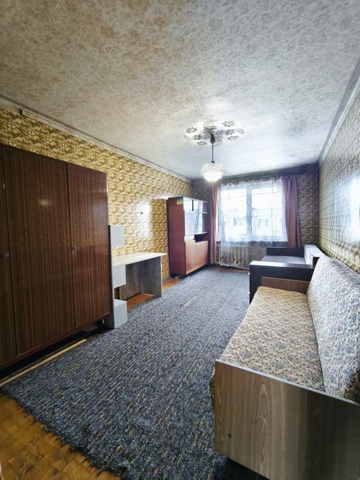Продаж 2-х кімнатна квартира по вулиці Прилуцькій