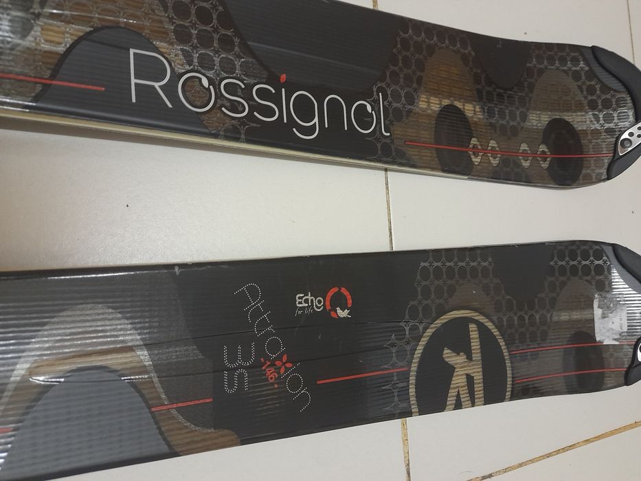 Skis Rossignol novos + Batons