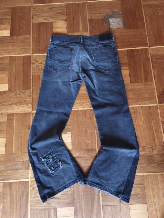 Flared jeans type