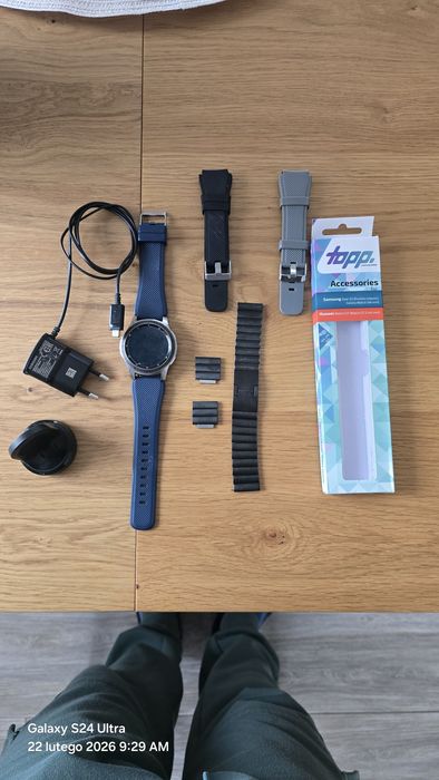 Galaxy Watch 46mm + 3 paski + Bransoletka