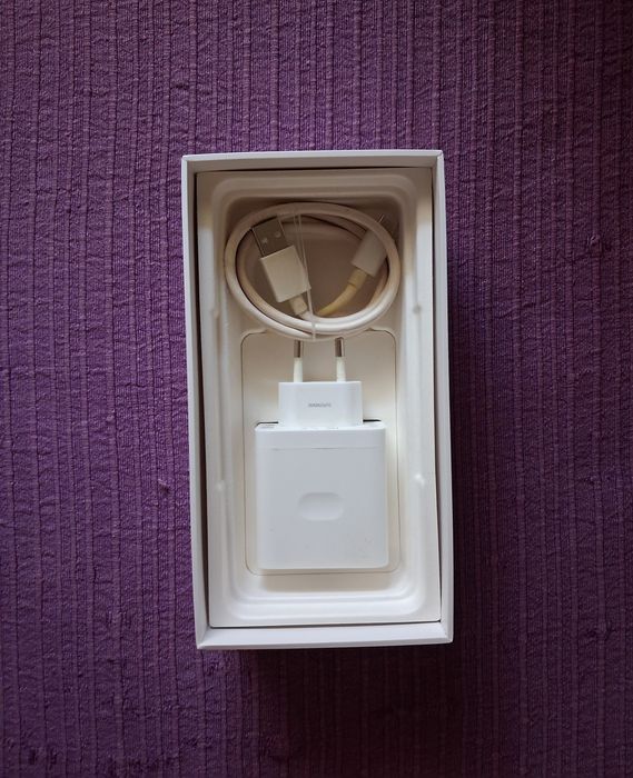OPPO A98 5G como novo