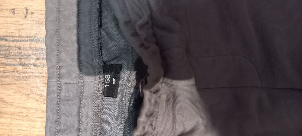 Spodnie dresowe 4F rozmiar 158