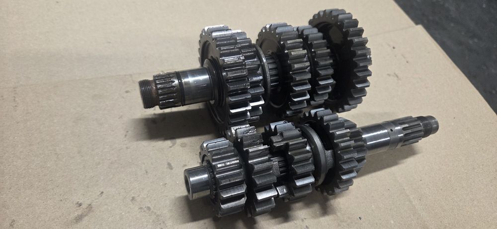Skrzynia biegów tryby Yamaha Yzf 250 rok 14-18 yz 250f  wałki