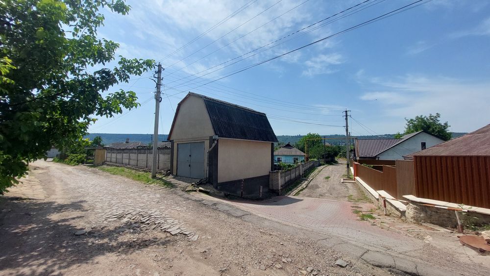 Продам будинок. Вул.Старицького,32.