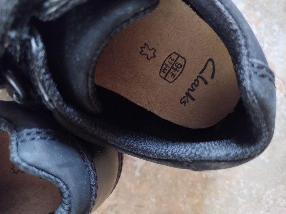 Продам дитячі черевики Clarks 9.5 розмір