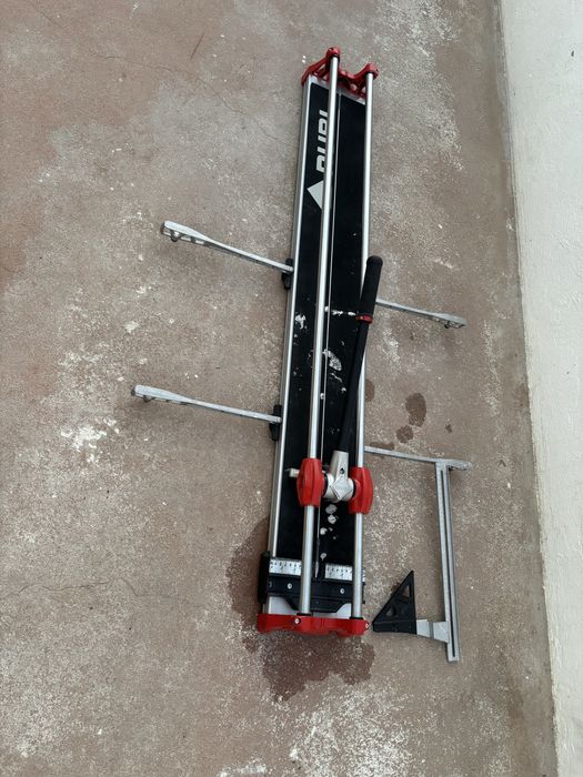 Cortador de cerâmica manual 22 mm Rubi HIT-1200N