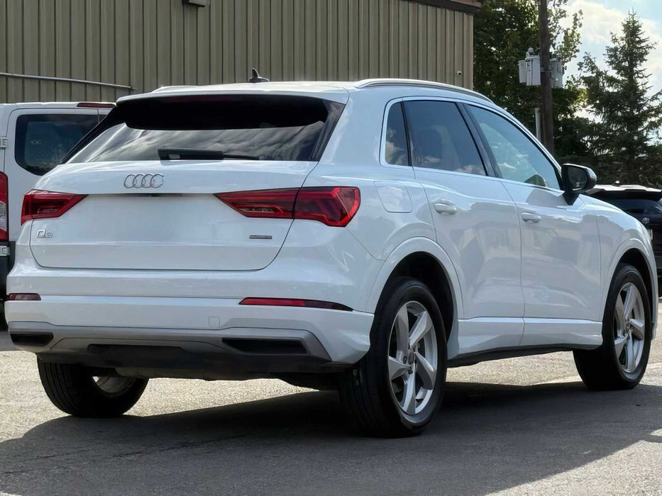 Audi Q3 quattro Premium 45 TFSI      2020