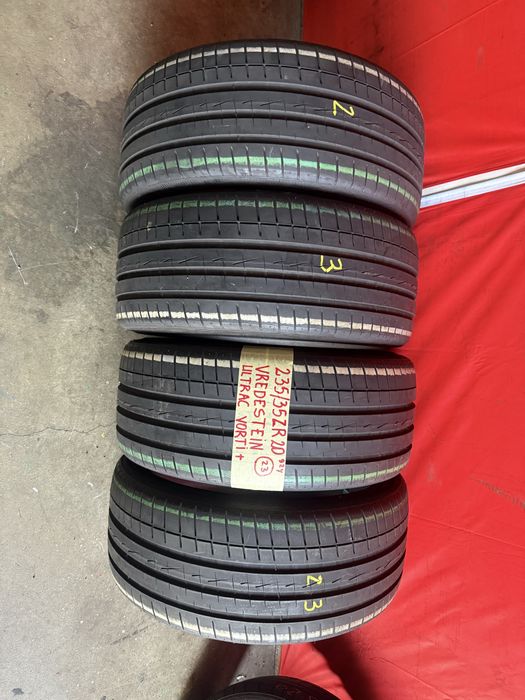Pneus 235/35/20 Vredestein Todos Iguais Como novos