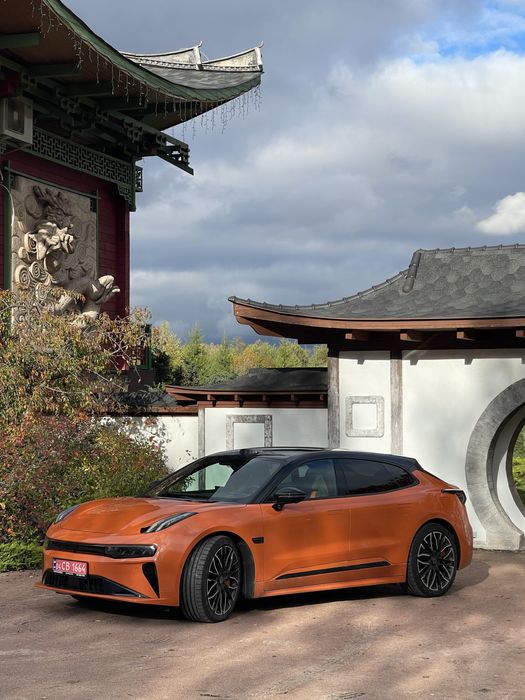 Zeekr 001 2024 модельний 2025