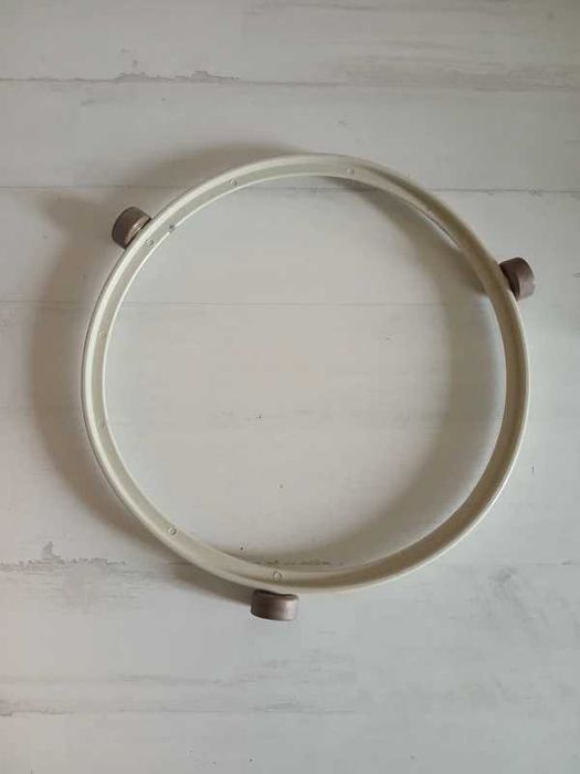 Pratos e Base Aros para Microondas