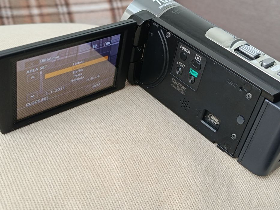 Цифрова відеокамера  SONY DCR-SX45E